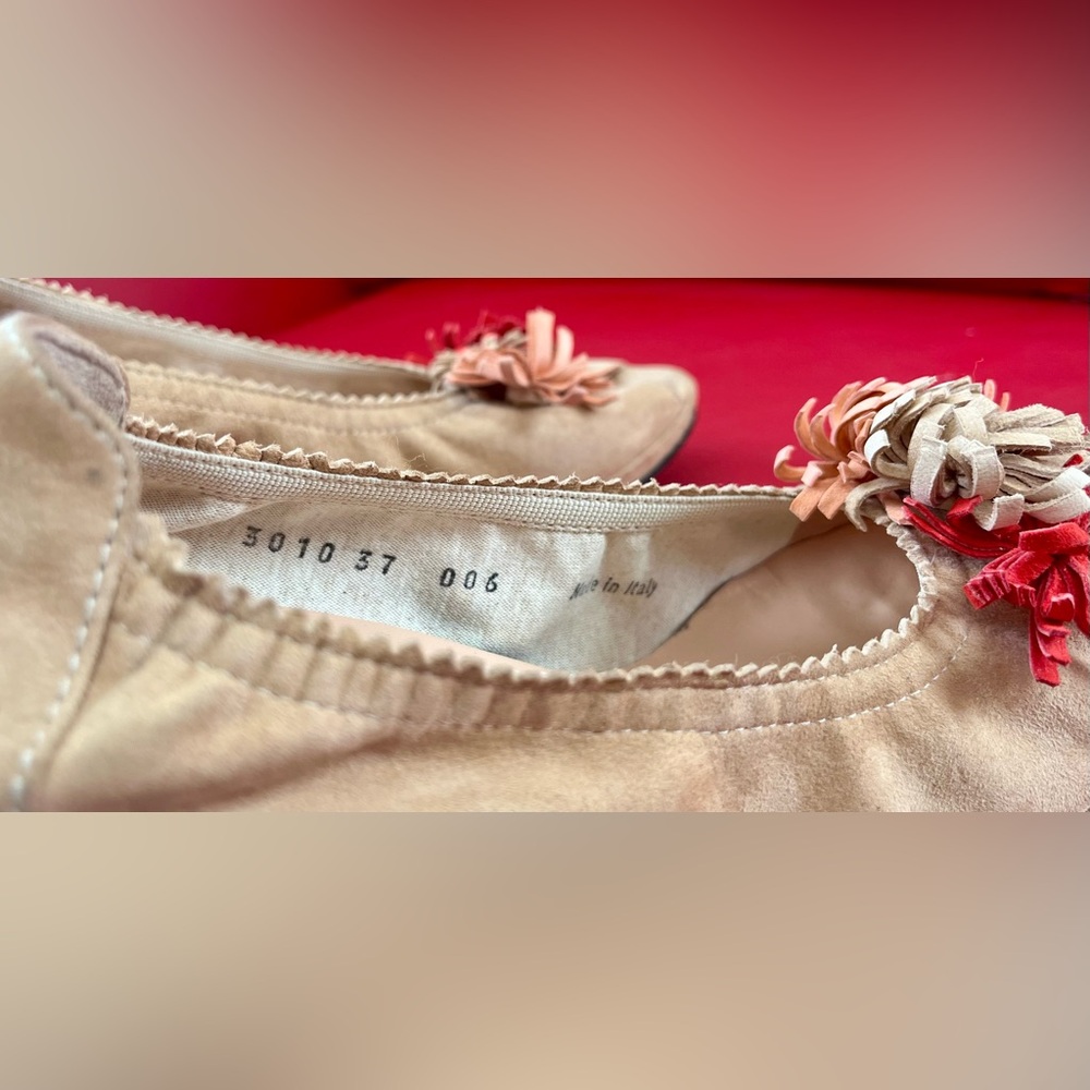 Milly Soft suede Sculptural Shape Pump Hand Made In Italy, Size 7 - Picture 6 of 9